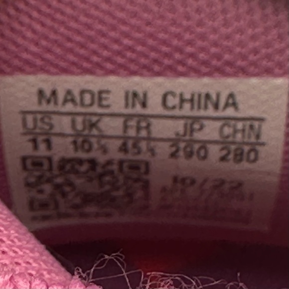 Adidas Trae Young 2 Stratosphere Low top HO6483 Size Men 9, 11 - Picture 11 of 12